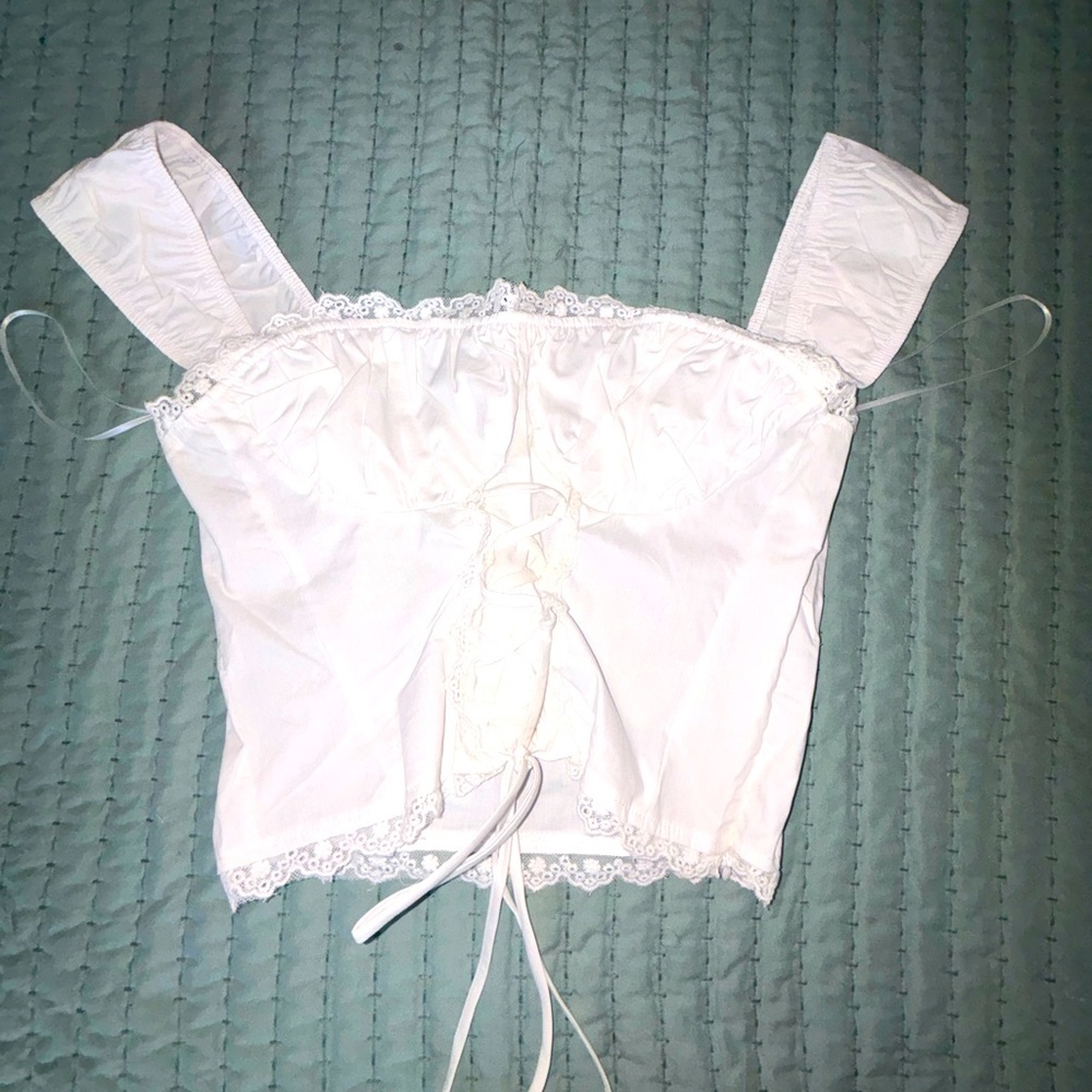 Sleeveless milk maid top
